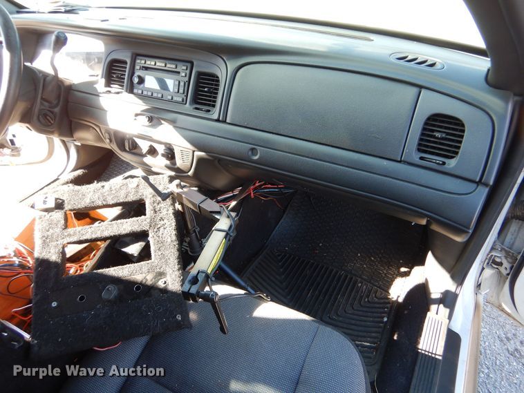 image for item MT9946 2008 Ford Crown Victoria Police Interceptor