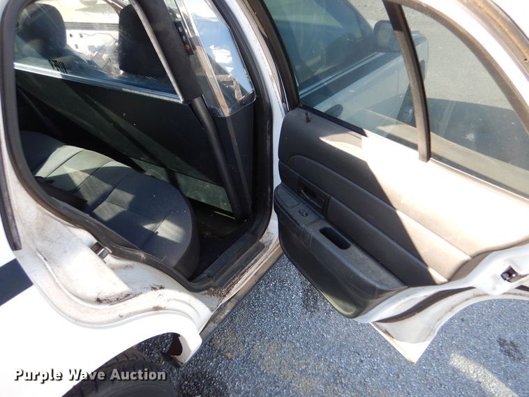 image for item MT9946 2008 Ford Crown Victoria Police Interceptor