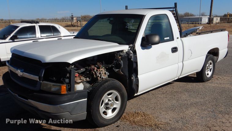 image for item MT9947 2003 Chevrolet Silverado 1500  pickup truck