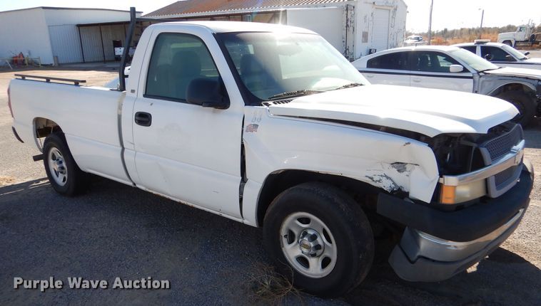 image for item MT9947 2003 Chevrolet Silverado 1500  pickup truck