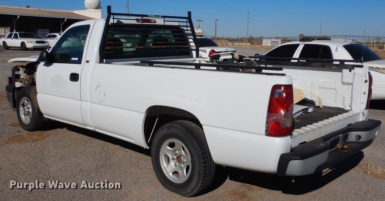 image for item MT9947 2003 Chevrolet Silverado 1500  pickup truck