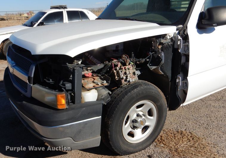 image for item MT9947 2003 Chevrolet Silverado 1500  pickup truck