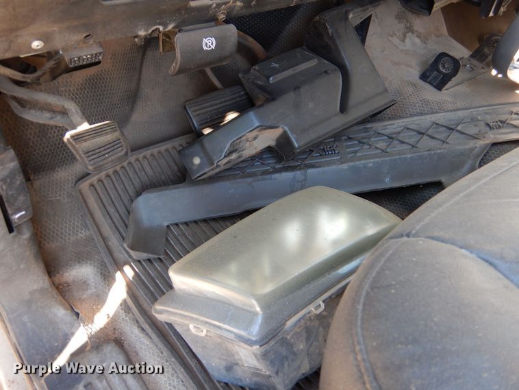 image for item MT9947 2003 Chevrolet Silverado 1500  pickup truck