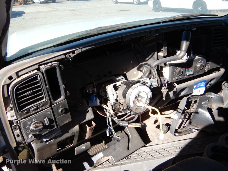 image for item MT9947 2003 Chevrolet Silverado 1500  pickup truck