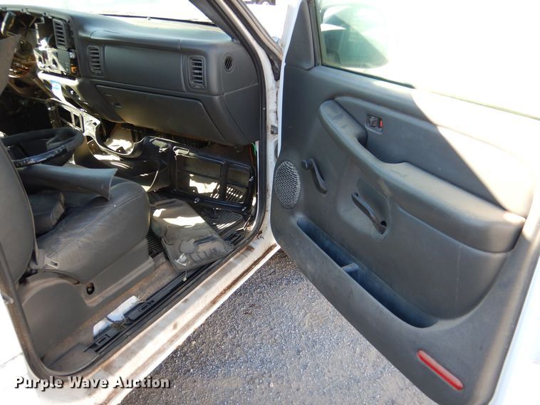 image for item MT9947 2003 Chevrolet Silverado 1500  pickup truck