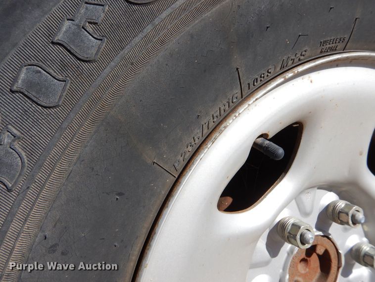 image for item MT9947 2003 Chevrolet Silverado 1500  pickup truck