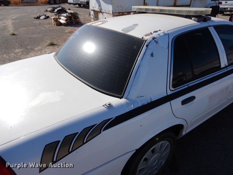 image for item MT9949 2006 Ford Crown Victoria Police Interceptor