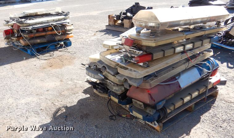 image for item MT9951 Approximately 28 light bars