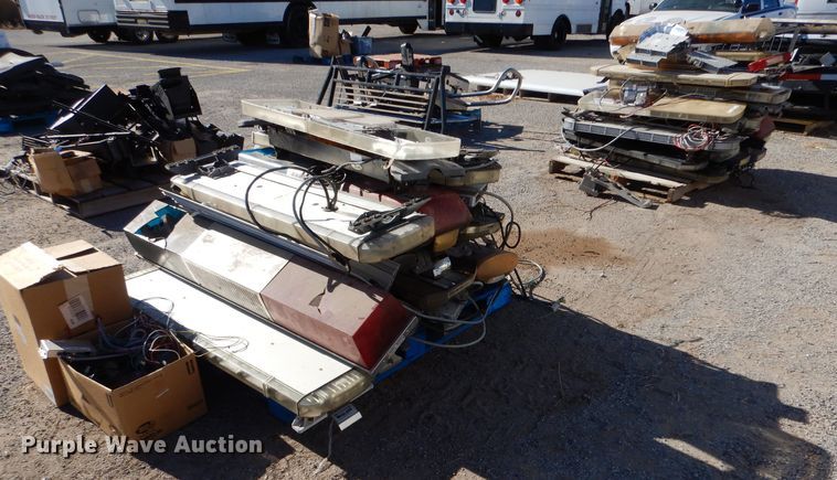 image for item MT9951 Approximately 28 light bars