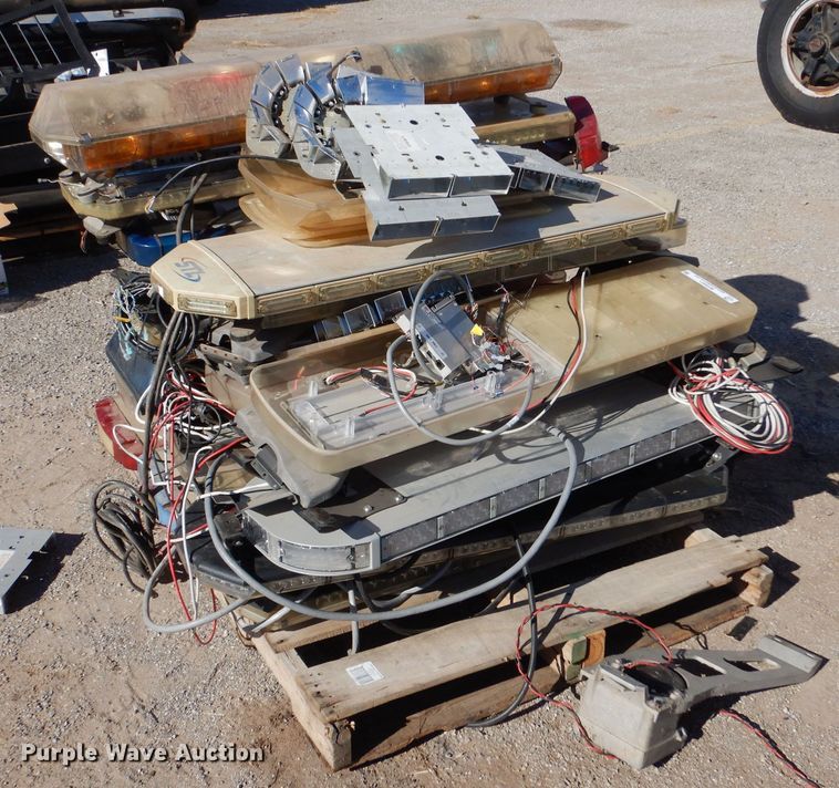 image for item MT9951 Approximately 28 light bars