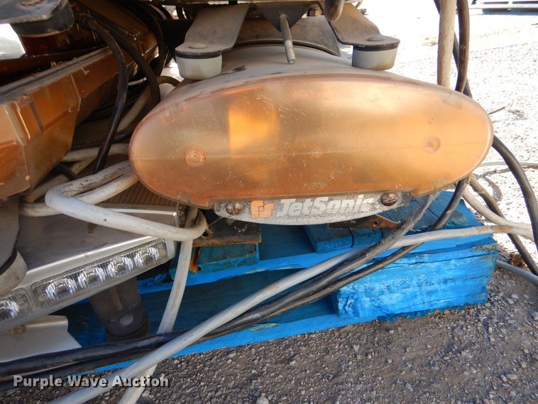 image for item MT9951 Approximately 28 light bars