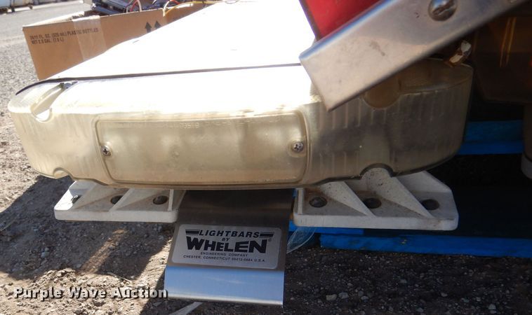 image for item MT9951 Approximately 28 light bars