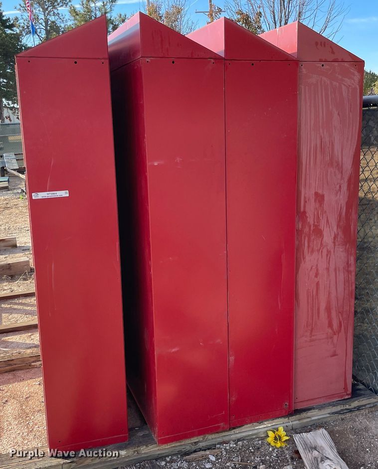 image for item MT9964 (4) lockers