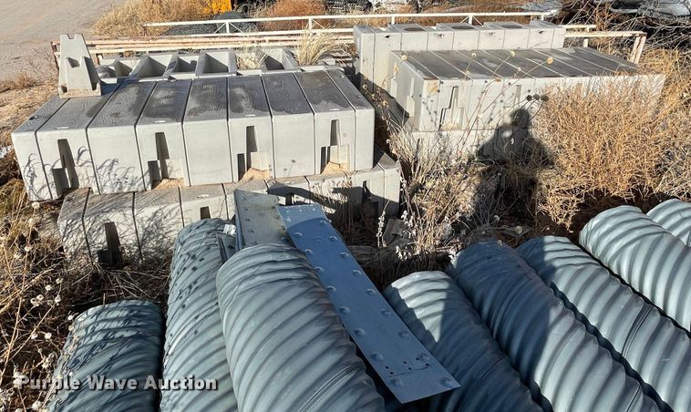 image for item MT9966 (7) 8"L x 4'W boat docks