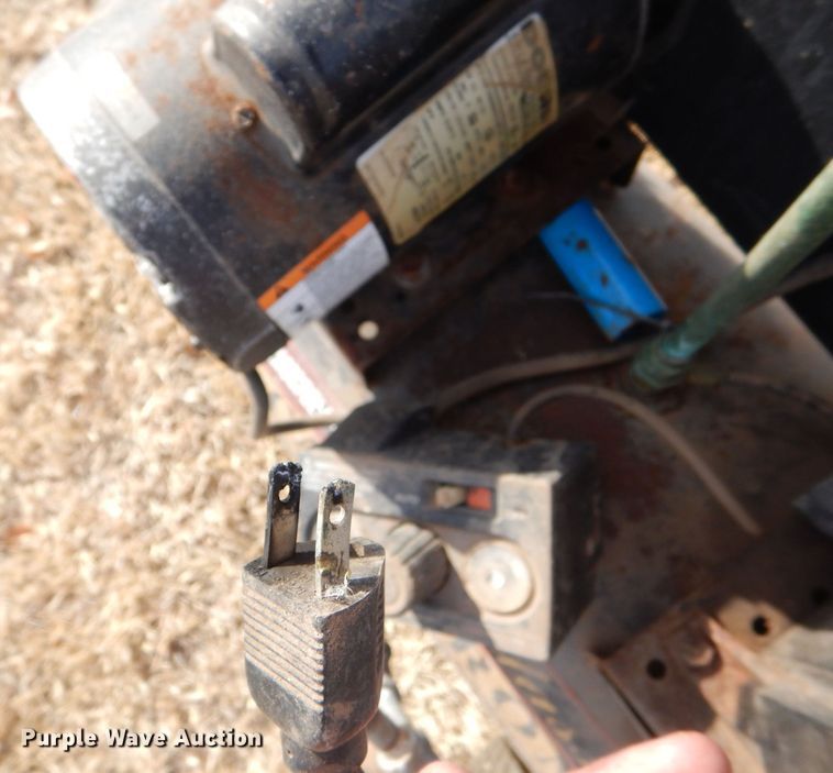 image for item MT9968 Lawn and garden equipment