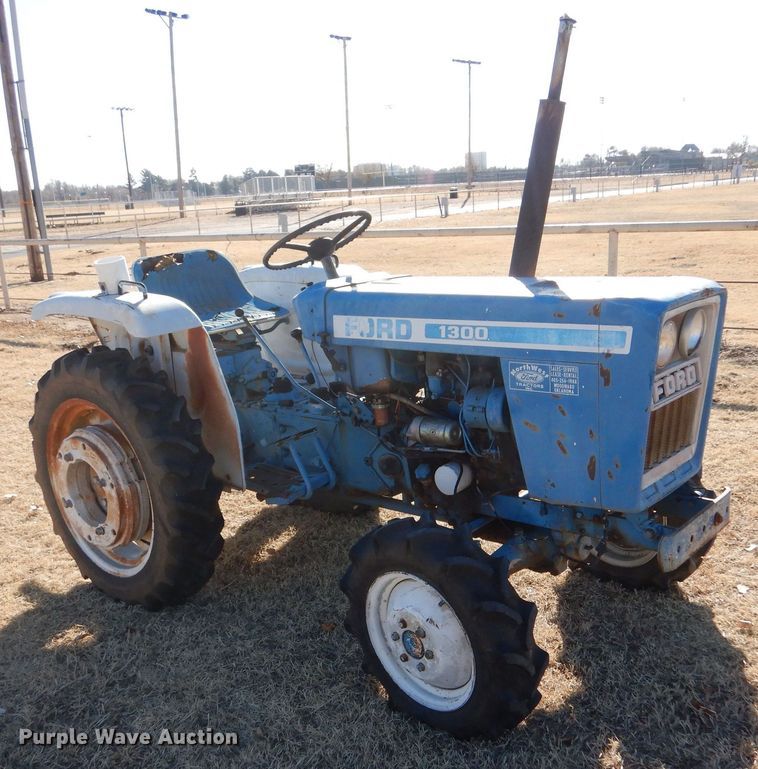 image for item MT9970 1979 Ford 1300  MFWD tractor
