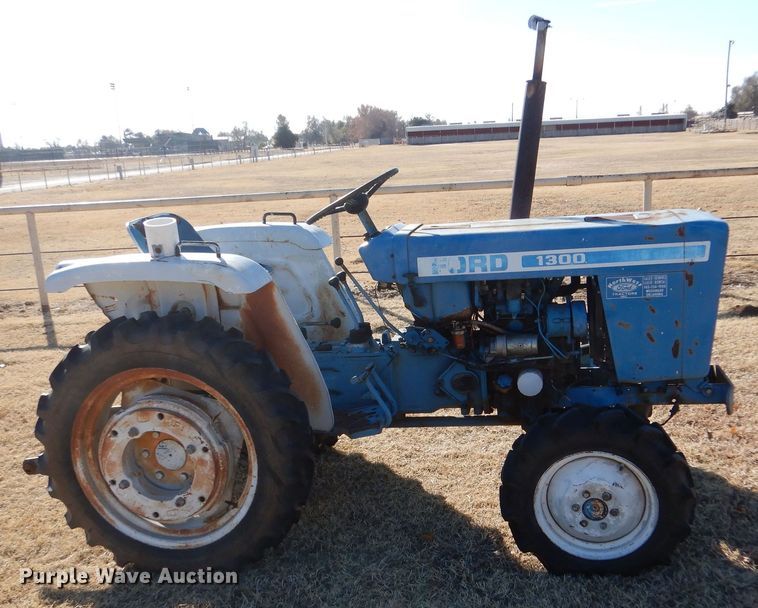 image for item MT9970 1979 Ford 1300  MFWD tractor