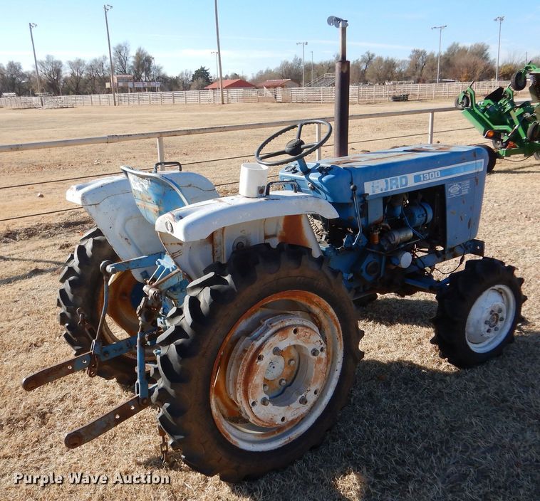 image for item MT9970 1979 Ford 1300  MFWD tractor