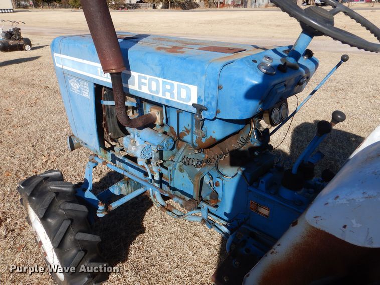 image for item MT9970 1979 Ford 1300  MFWD tractor