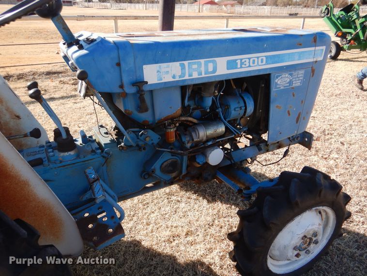 image for item MT9970 1979 Ford 1300  MFWD tractor