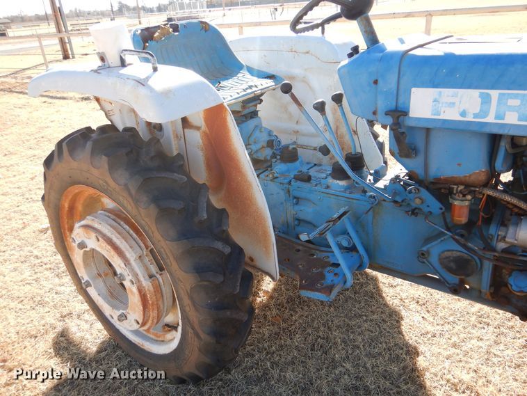image for item MT9970 1979 Ford 1300  MFWD tractor