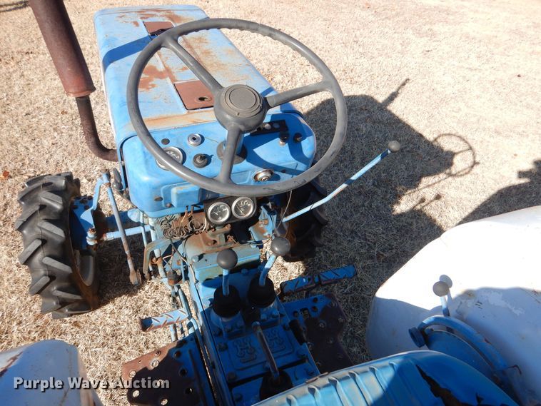 image for item MT9970 1979 Ford 1300  MFWD tractor