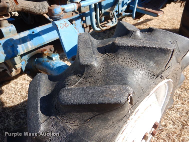 image for item MT9970 1979 Ford 1300  MFWD tractor