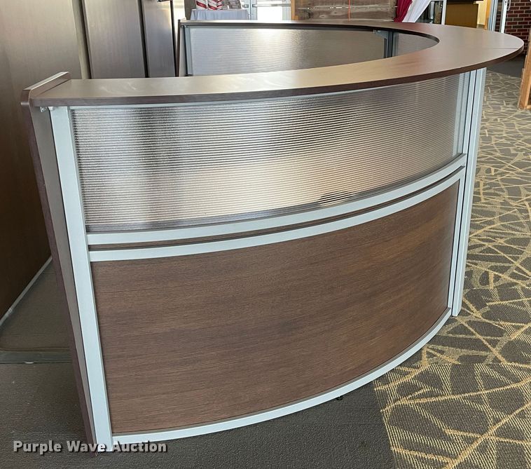 image for item MT9973 Desk