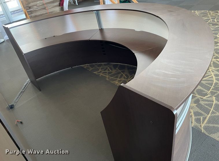 image for item MT9973 Desk