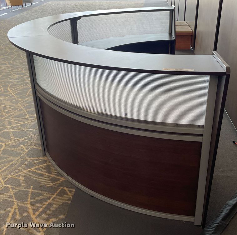 image for item MT9973 Desk