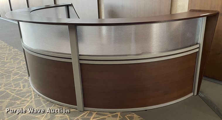 image for item MT9973 Desk