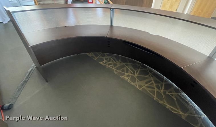 image for item MT9973 Desk