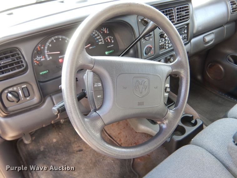image for item MT9977 2000 Dodge Durango Sport  SUV