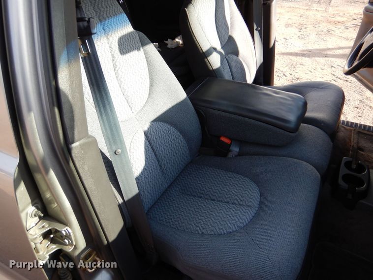 image for item MT9977 2000 Dodge Durango Sport  SUV