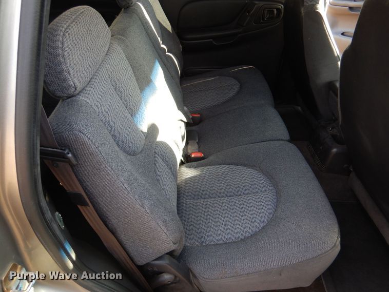 image for item MT9977 2000 Dodge Durango Sport  SUV