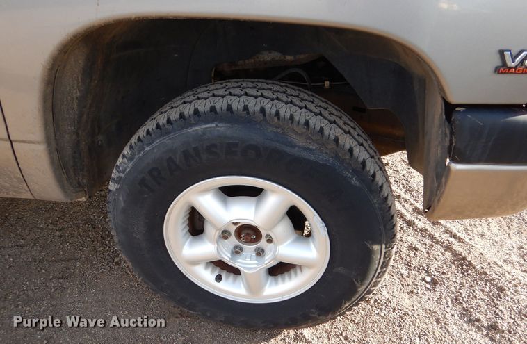 image for item MT9977 2000 Dodge Durango Sport  SUV