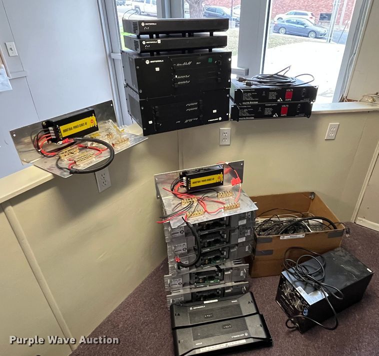 image for item MW9423 Public safety radio system