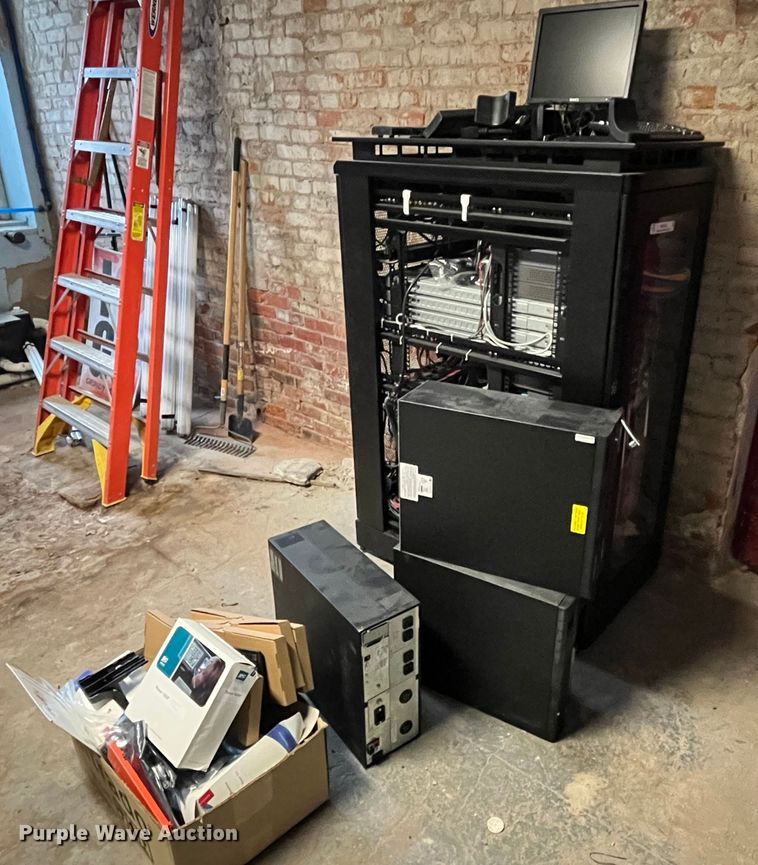 image for item MW9425 911 call handling equipment