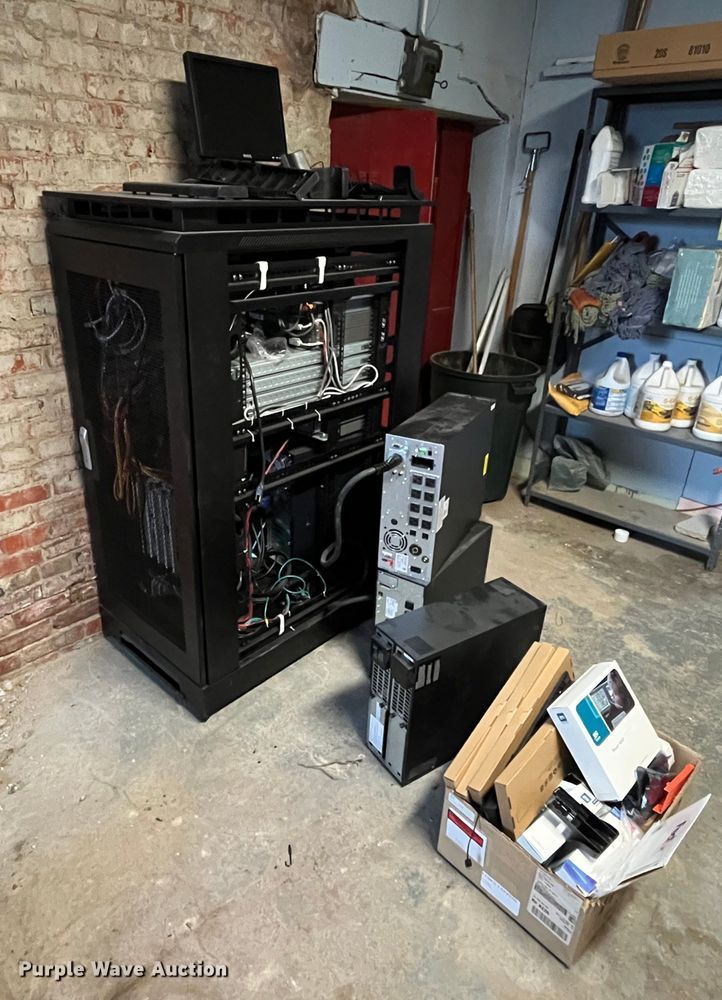 image for item MW9425 911 call handling equipment