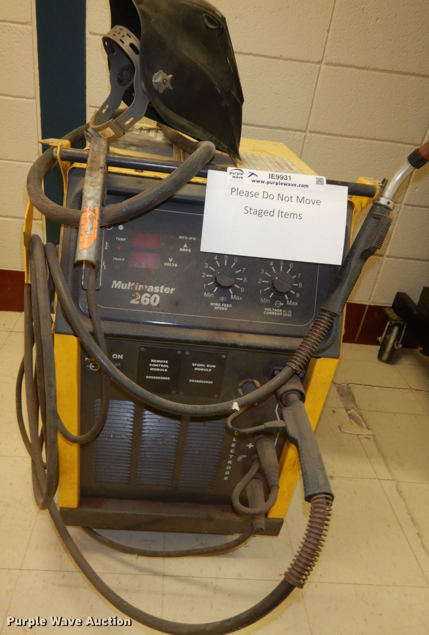 Esab Multimaster 260 welder in Overland Park, KS Item IE9931 sold
