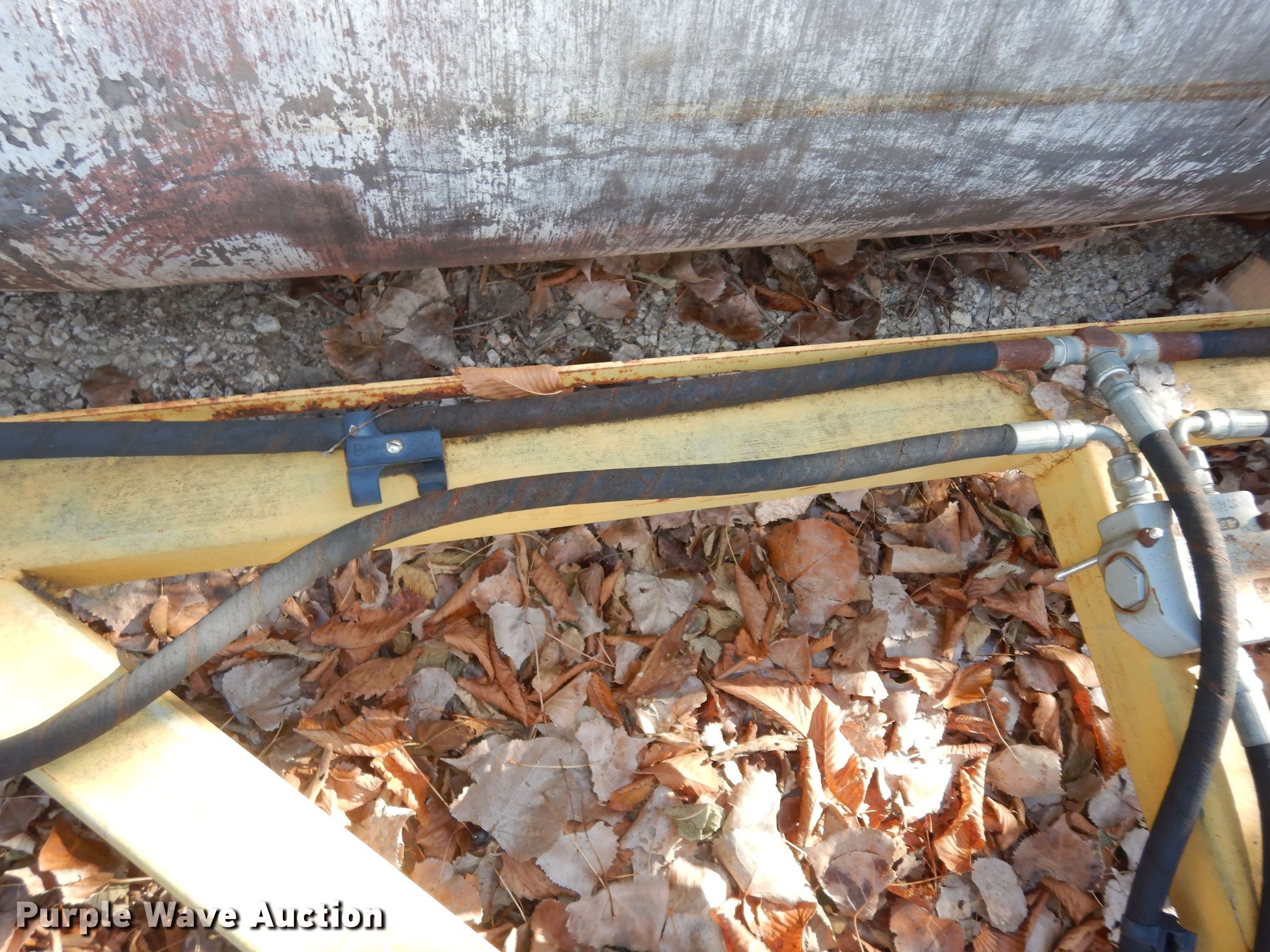 Roller in Emporia, KS Item LG9982 sold Purple Wave