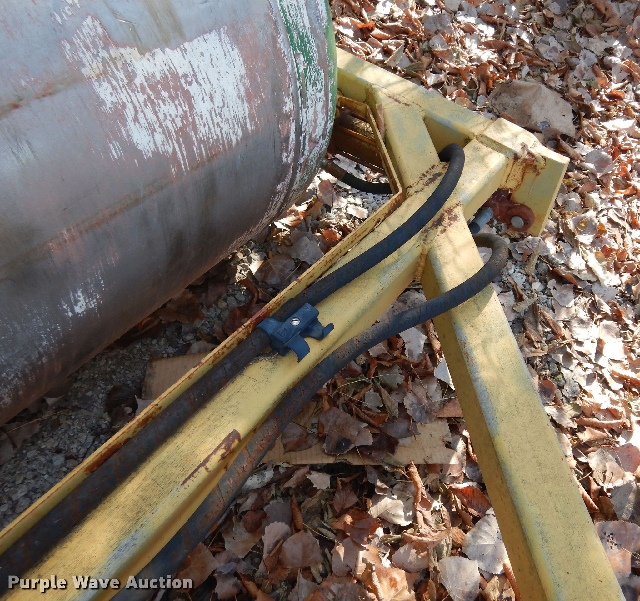 Roller in Emporia, KS Item LG9982 sold Purple Wave