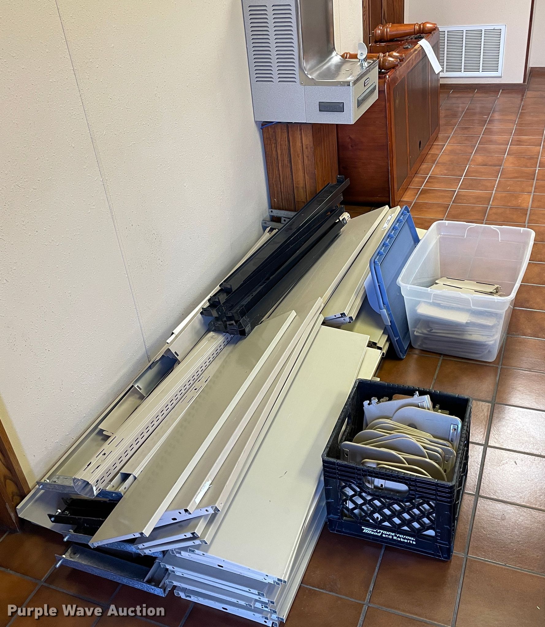 Furniture in Woodward, OK Item MT9960 sold Purple Wave