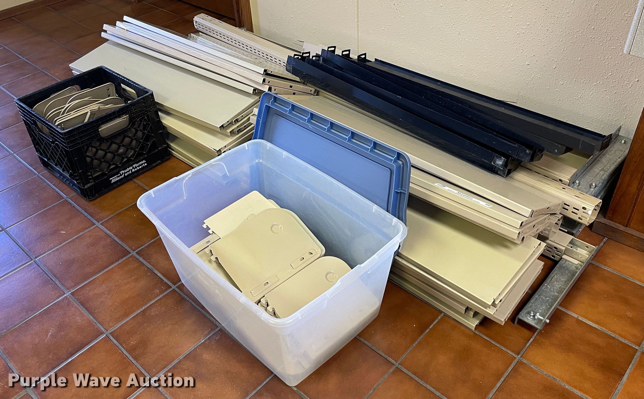 Furniture in Woodward, OK Item MT9960 sold Purple Wave