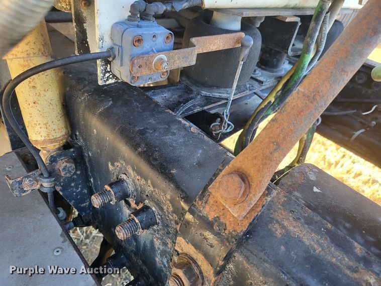 image for item DH1749 2002 Freightliner FLD  semi truck