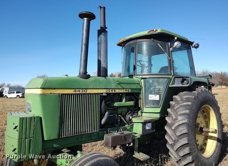 image for item DH1750 1975 John Deere 4430  tractor