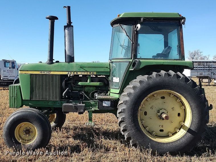 image for item DH1750 1975 John Deere 4430  tractor