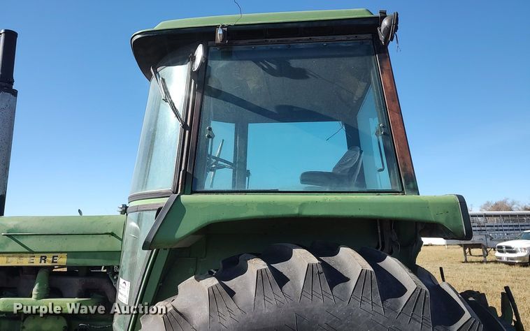 image for item DH1750 1975 John Deere 4430  tractor