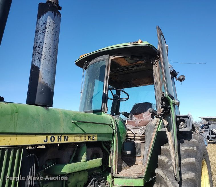 image for item DH1750 1975 John Deere 4430  tractor