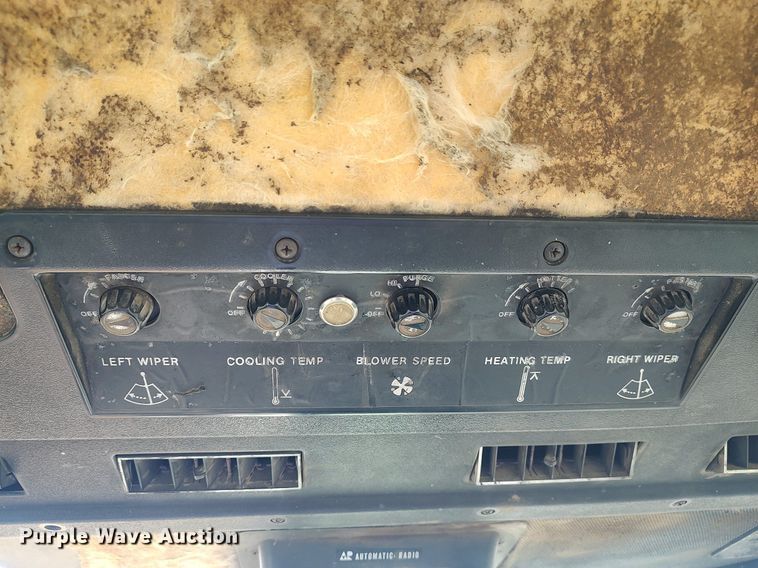 image for item DH1750 1975 John Deere 4430  tractor